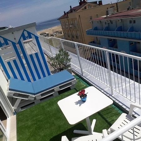 Hotel Haarlem Rimini Esterno foto