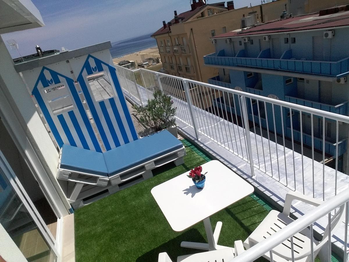 Hotel Haarlem Rimini Esterno foto